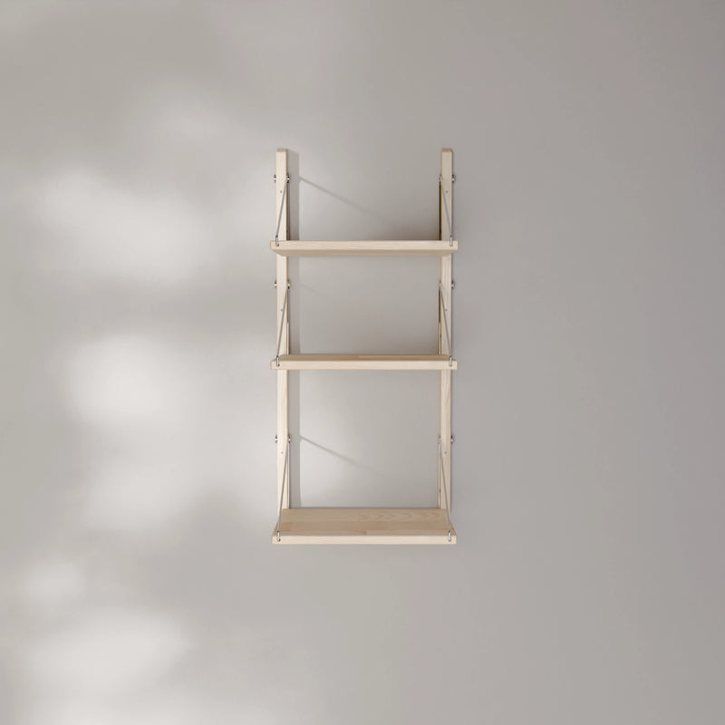 STAKK – Wallmounted shelf